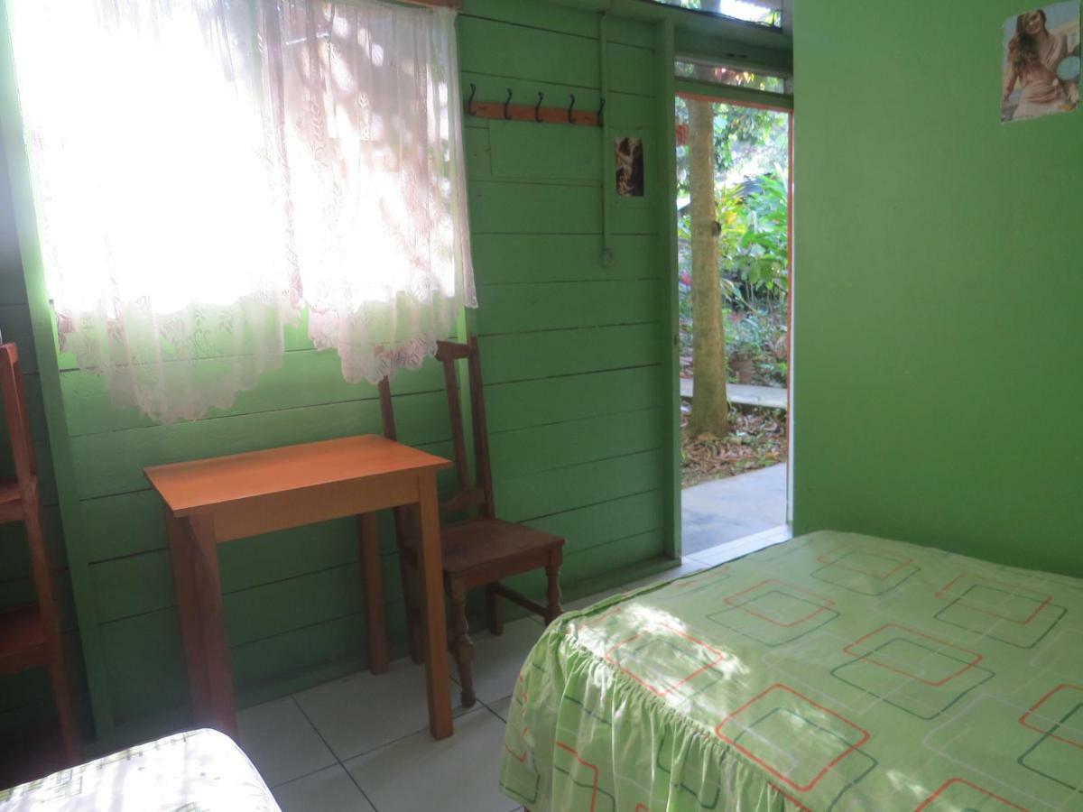 Tambopata Hostel Bambu Puerto Maldonado Exteriör bild